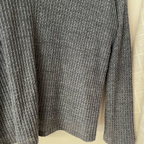 Urban Outfitters Project Social Tee Waffle Knit Thermal - Picture 2 of 3